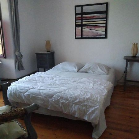 Qui Vivra Verra Bed and Breakfast Le Mesnil-Amey Exterior foto